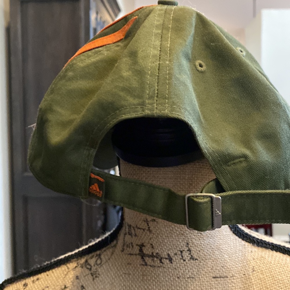 Baseball cap - Picture 2 of 3
